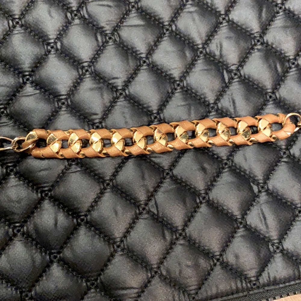 Leather and gold braided bracelet by Skinny